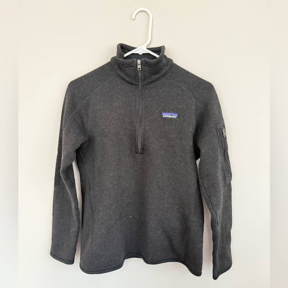 Patagonia Better Sweater 1/4-Zip fleece pullover in charcoal Medium